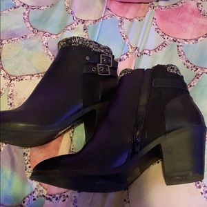 Black booties. Size 11ww